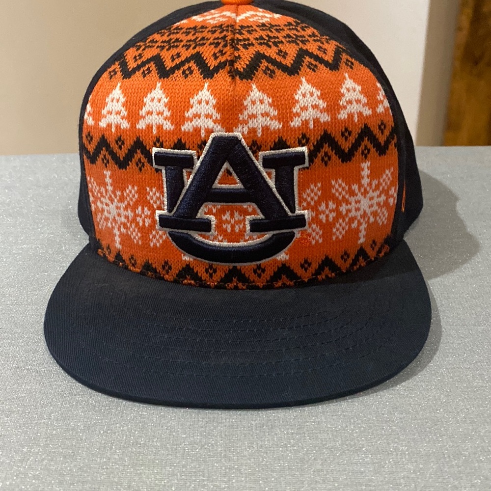 New AU Top of the World Hat, OS